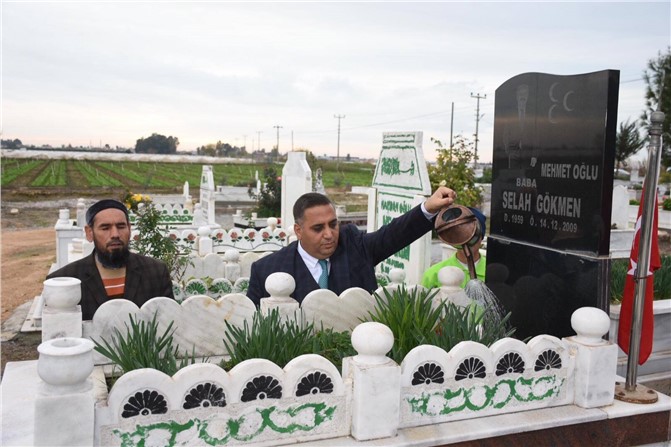 Salah Gökmen Kabrine Ziyaret