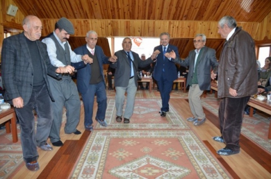 Erzincan'da Dede Ve Torunlar Buluştu