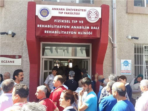 Ankara Tıp Fakültesi Üniversite Hastanesinde Dehşet; 2 si Kadın, 4 Ölü