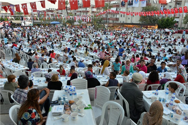 Mersin'de Ramazan Coşkusu Bu Defa Anamur'a Taşındı
