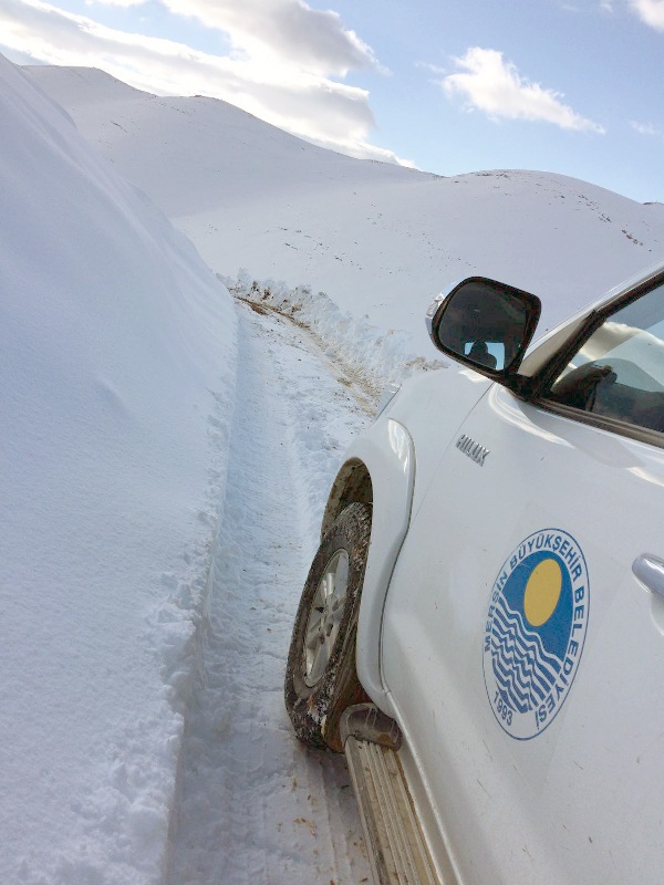 Mersin Büyükşehir’den 2 Bin Metrede Operasyon