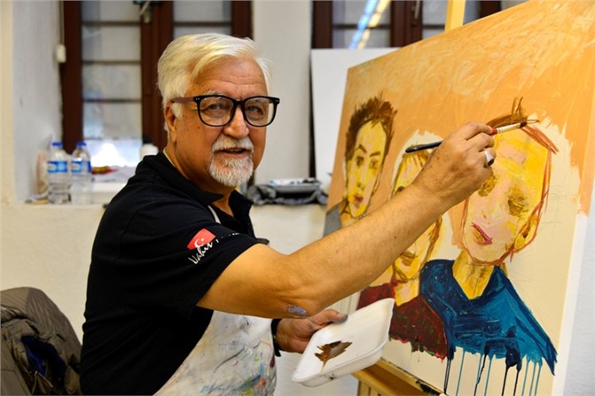 Mersin Sembolleri Tuvallerde Can Buluyor