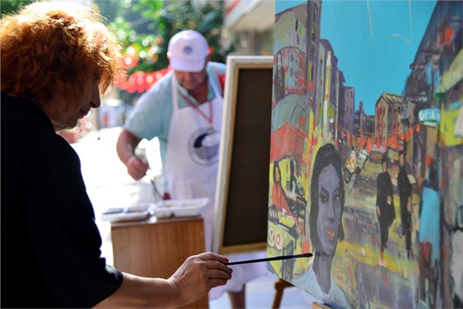 Mersin Sembolleri Tuvallerde Can Buluyor