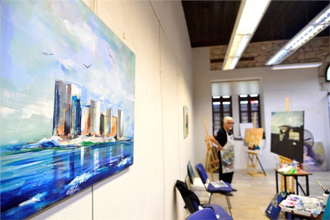 Mersin Sembolleri Tuvallerde Can Buluyor