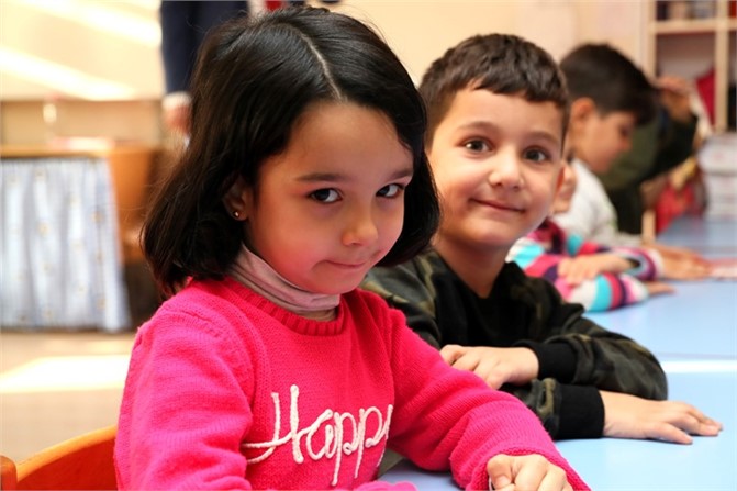 Çocuklar Hem Eğleniyor, Hem Mersin’in Güzelliklerini Tanıyor