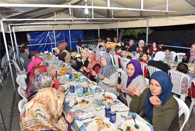 Mersin Valisi Ali İhsan Su, Şehit Doğan İçin Okutulan Mevlit Programına Katıldı