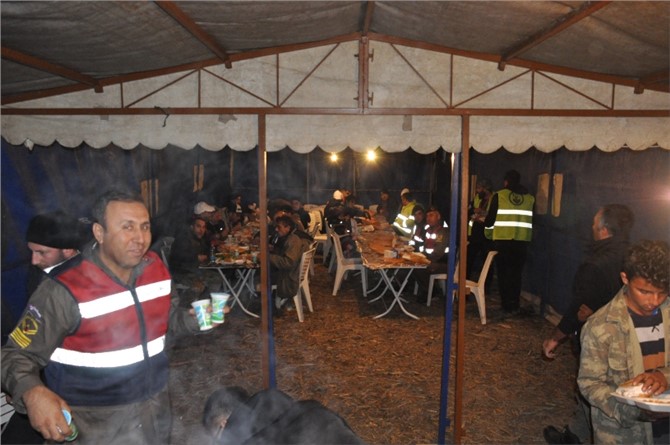 4’ncü Yılan Balığı Yakalama Yarışması Kıyasıya Geçti