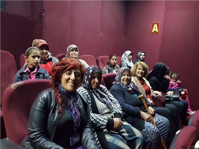 Anamur'da İlk Kez Sinemada Film İzlediler