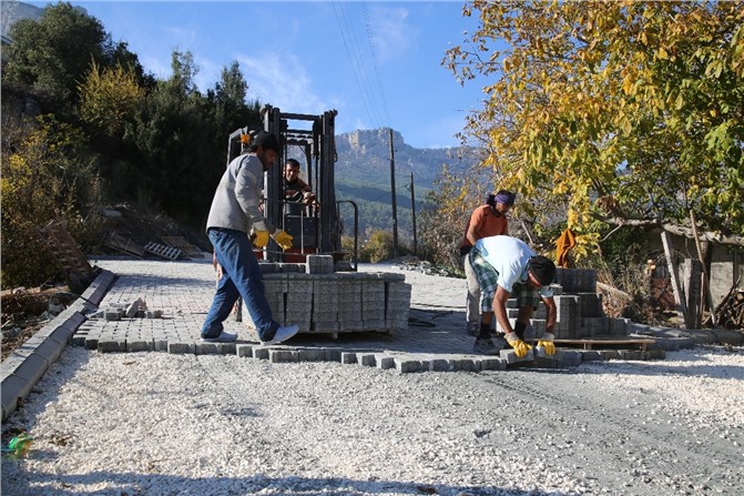 Erdemli Koramşalı’da Hizmet Hız Kesmiyor
