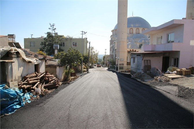 Erdemli Belediyesi Hizmette Çığır Açıyor, Sarıyer Mahallesinde Sıcak Asfalt Sevinci