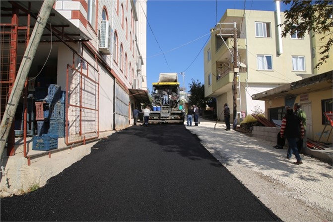 Erdemli Belediyesi Hizmette Çığır Açıyor, Sarıyer Mahallesinde Sıcak Asfalt Sevinci