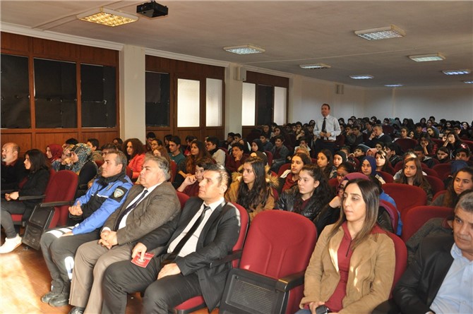Mersin Emniyetinden Güvenli Eğitim Seminerleri