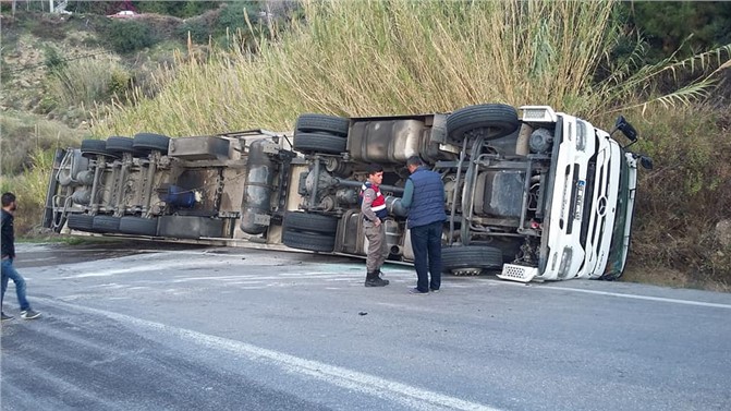 Mersin'de Tır Kazası
