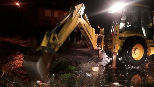 Anamur Belediyesi ve MESKİ Yağış Sonrası Vatandaşların Yardımına Koştu