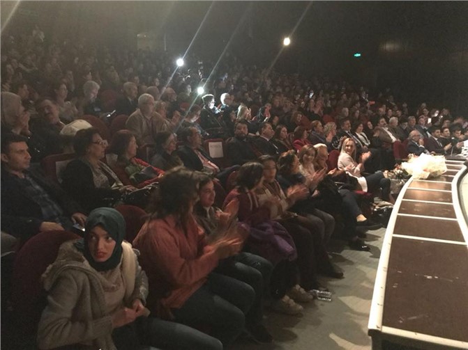 ZİÇEV Vakfı Çocukları Yararına Düzenlenen Etkinlikte Misafirler Salona Sığmadı