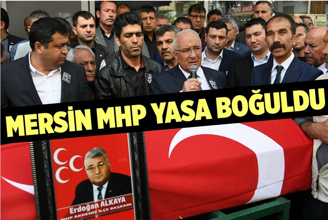 Mersin'de MHP'lileri Yasa Boğan Cenaze
