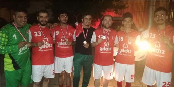 Mersin’de Gazeteciler ve Matbaacılar Arası Futbol Turnuvası Sona Erdi