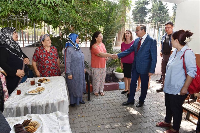 Vali Su SODES Kapsamında Eğitim Gören Zihinsel Yetersiz Kursiyerler ve Aileleriyle Buluştu