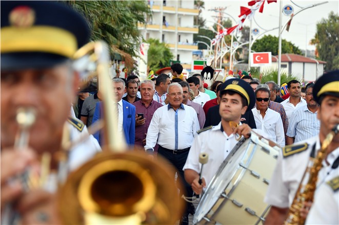 Mersin Erdemli Tarihi Kızkalesi Unutulmaz Bir Festivale Ev Sahipliği Yaptı