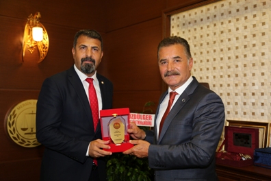 Mhp Mersin Büyükşehir Adayı Başkan Tuna; “El Birliğiyle Kentimize Sahip Çıkacağız”