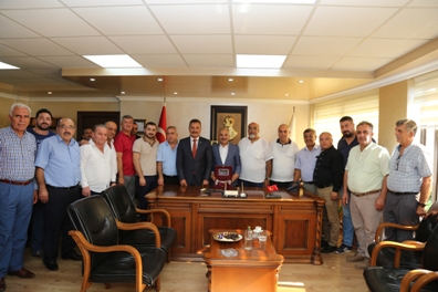 MHP Mersin Büyükşehir Adayı Hamit Tuna; “El Birliğiyle Kentimize Sahip Çıkacağız”