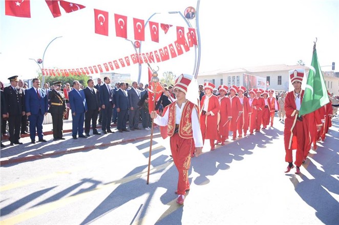 Tarsus'ta Cumhuriyet Coşkusu