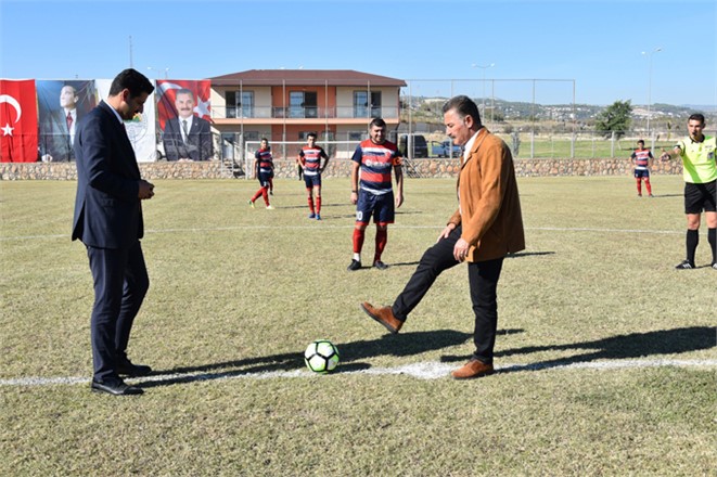 Mersin Toroslar'da Kurtuluş Kupası Futbol Turnuvası Başladı