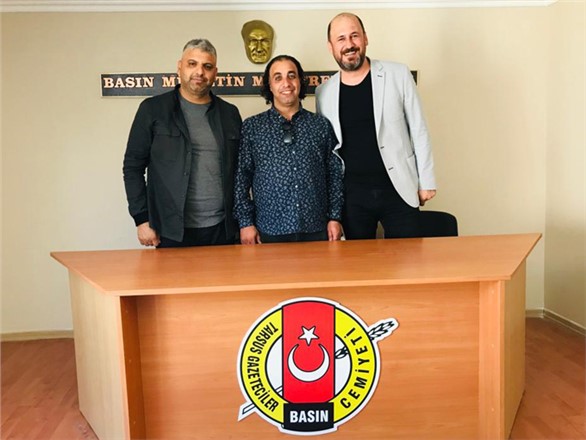 Tavır Gazetesi Sahibi Mehmet Doğrugider, Tarsus Gazeteciler Cemiyetine Katıldı