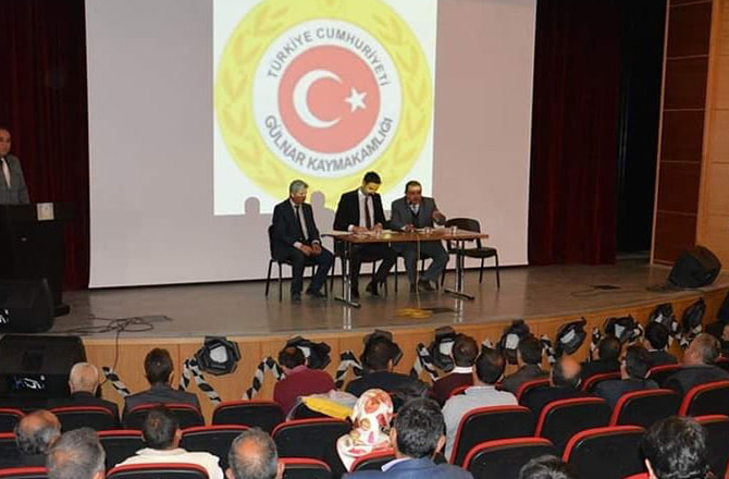 Mersin Gülnar'da Muhtarlar ve Halkla Toplantı Yapıldı