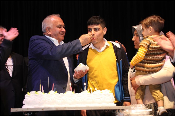 Erdemli Belediye Başkanı Tollu’dan Egnegelliler Gününde Sürpriz Kutlama