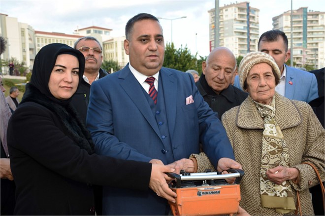 Tarsus'ta Ülker Aydın Gençlik Kütüphanesi’nin Temeli Atıldı