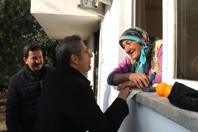 Akdeniz Belediye Başkanı Pamuk Çalışmaları Denetledi, Vatandaşları Dinledi