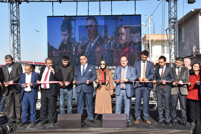 Ferahim Şalvuz Mahallesi Halı Saha ve Spor Kompleksi Yoğun Kalabalık Ve Coşkuyla Hizmete Açıldı