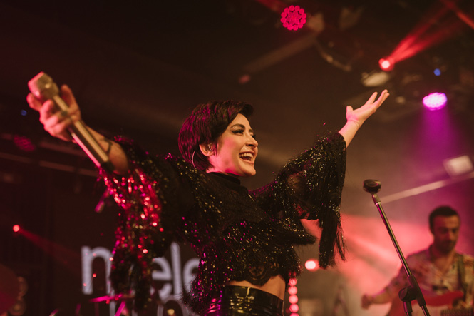 Melek Mosso’dan “keklik Gibi” Sürprizi!..