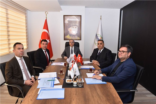Tarsus Gıda İhtisas OSB Yönetim Kurulu ile Müteşebbis Heyeti Toplantısı Vali Su Başkanlığında Yapıldı