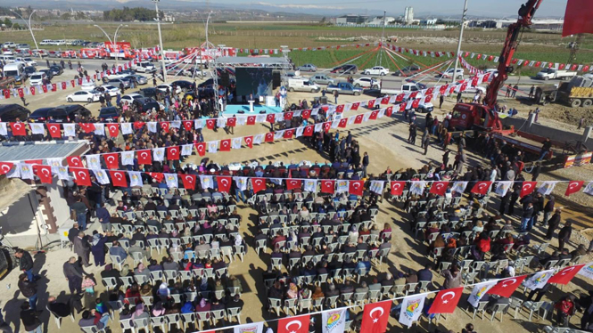 Tarsus'ta Toplu Konut Projesi; 472 Dairelik Toplu Konut Projesinin Temeli Törenle Atıldı