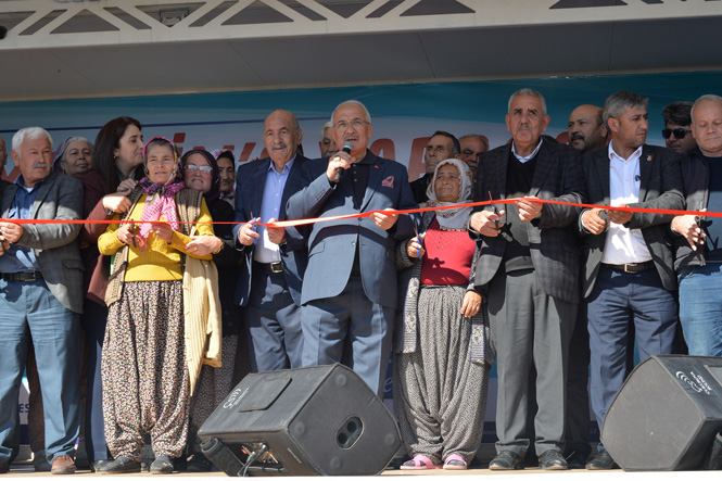 Mersin Büyükşehir Belediye Başkanı Burhanettin Kocamaz, ''Bu Tesis Tarsusluların Yüzünü Güldürecek''