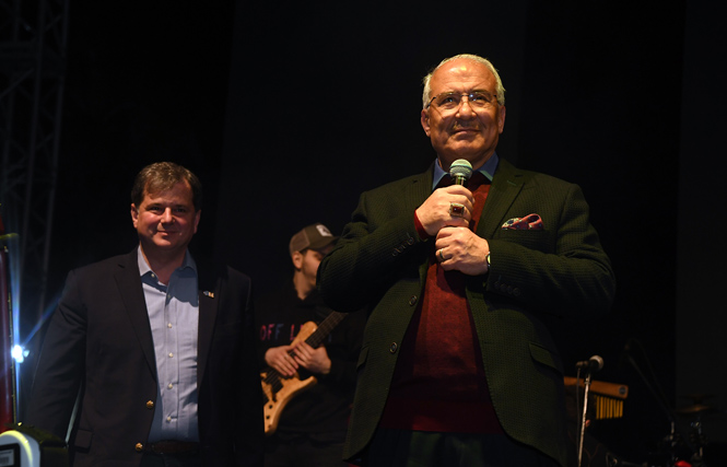 Fettah Can, Sevilen Şarkılarını Mersinliler İçin Söyledi