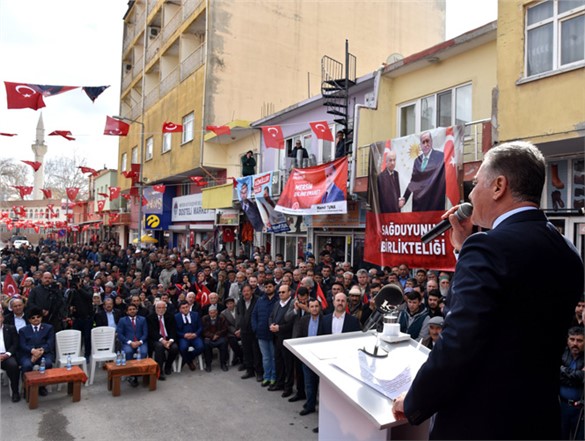 Başkan Tuna; “Beyaz Propagandamız ve Projelerimizle Meydanlardayız”