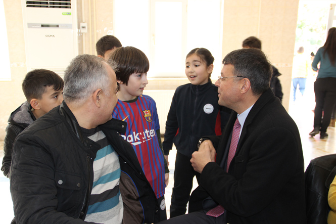 Silifke Belediye Başkanı Dr. Mustafa Turgut, Öğretmen ve Öğrencilerle Bir Araya Geldi