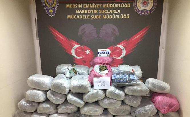 Mersin'de Narkotik Ekipleri 182 Kg.155 Gr. Esrar Ele Geçirdi