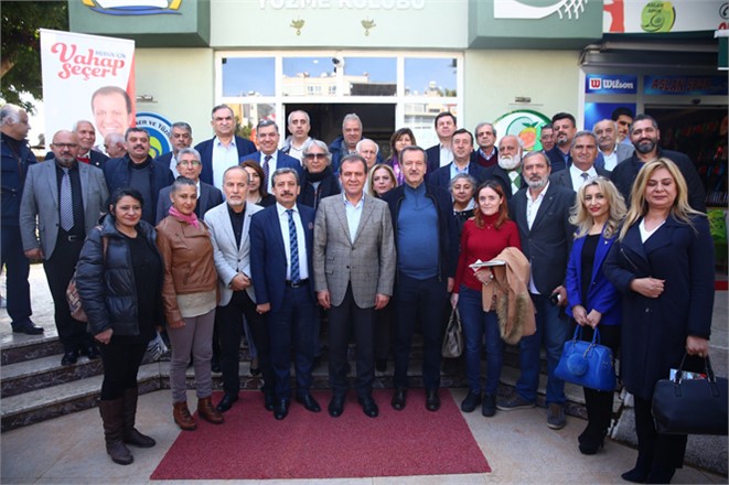 CHP Mersin Adayı Vahap Seçer, Mersinli Gazetecilerle Buluştu
