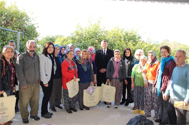 CHP’li Silifke Belediye Başkanı Turgut’tan Tarım Emekçilerine Ziyaret