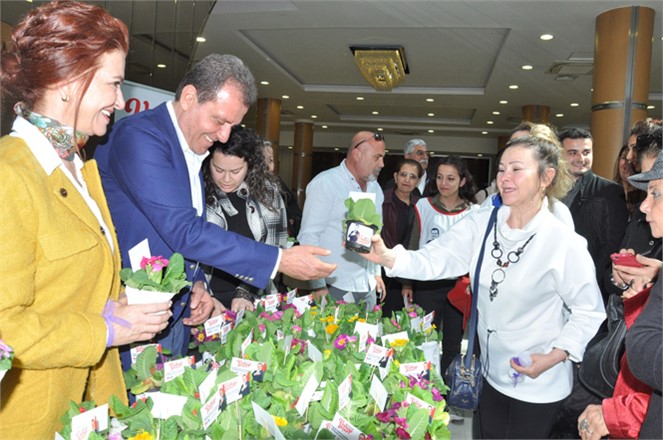 Büyükşehir Adayı Vahap Seçer, ‘Önceliğimiz Kadınlar Olacak’