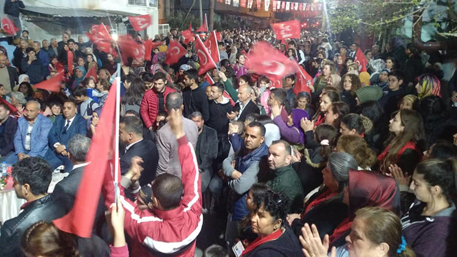 Çağlayan ve Bağlar Tarsus Belediye Başkanı Şevket Can’ı Bağrına Bastı