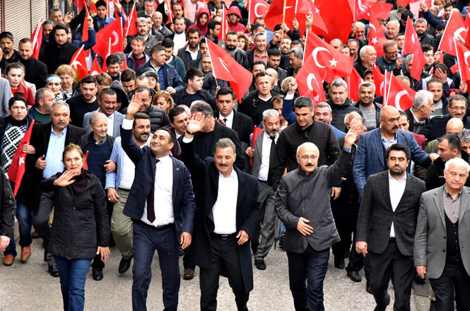 Toroslar, Cumhur Yürüyüşü İle Şaha Kalktı