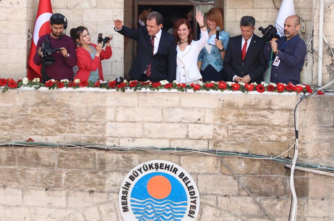 Mersin Büyükşehir Belediye Başkanı Vahap Seçer; “Herkesin Belediye Başkanı Vahap Seçer Dönemi Başlıyor”