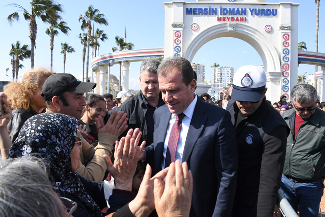 Mersin'deki Solotürk Gösterisi Nefes Kesti