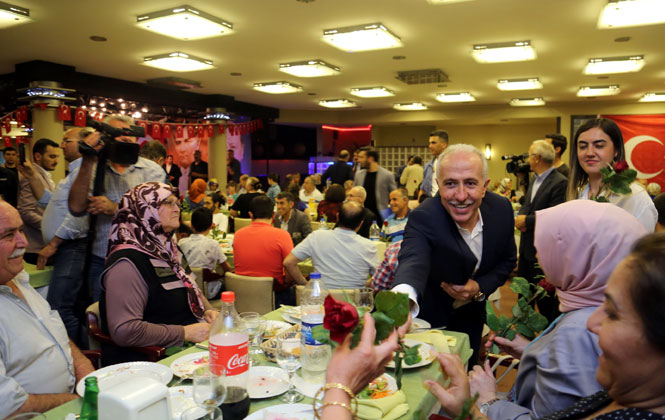 Akdeniz Belediyesi’nden, Şehit ve Gazi Anneleri Onuruna İftar