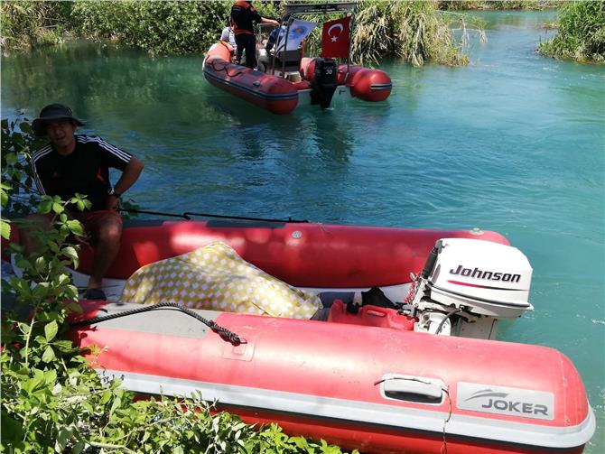Önceki Gün Nehirde Bir Ceset Görüldüğü İhbarı Yapılmıştı, Mersin Tarsus'ta Berdan Nehri'nde Erkek Cesedi Bulundu